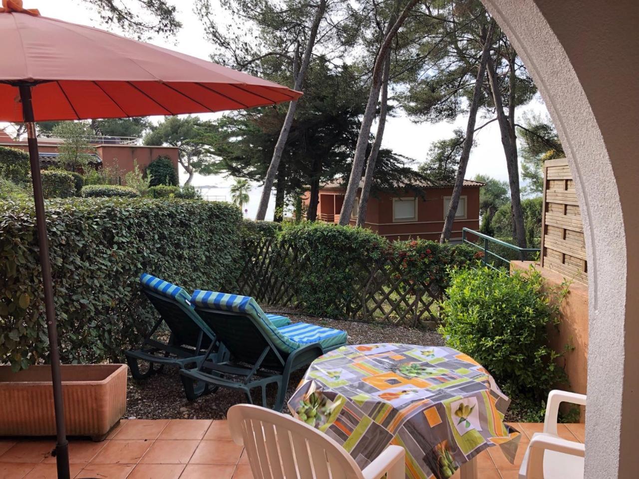 50M Plage T2 Grande Terrasse Vue Mer Climatise Piscine Chauffee, Parking Clos Gratuit Sanary-sur-Mer Buitenkant foto
