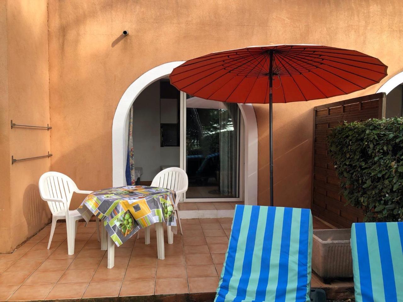 50M Plage T2 Grande Terrasse Vue Mer Climatise Piscine Chauffee, Parking Clos Gratuit Sanary-sur-Mer Buitenkant foto