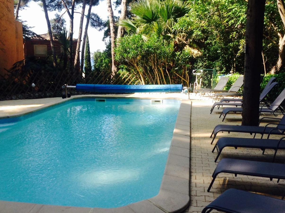50M Plage T2 Grande Terrasse Vue Mer Climatise Piscine Chauffee, Parking Clos Gratuit Sanary-sur-Mer Buitenkant foto