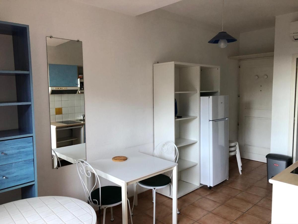50M Plage T2 Grande Terrasse Vue Mer Climatise Piscine Chauffee, Parking Clos Gratuit Sanary-sur-Mer Buitenkant foto